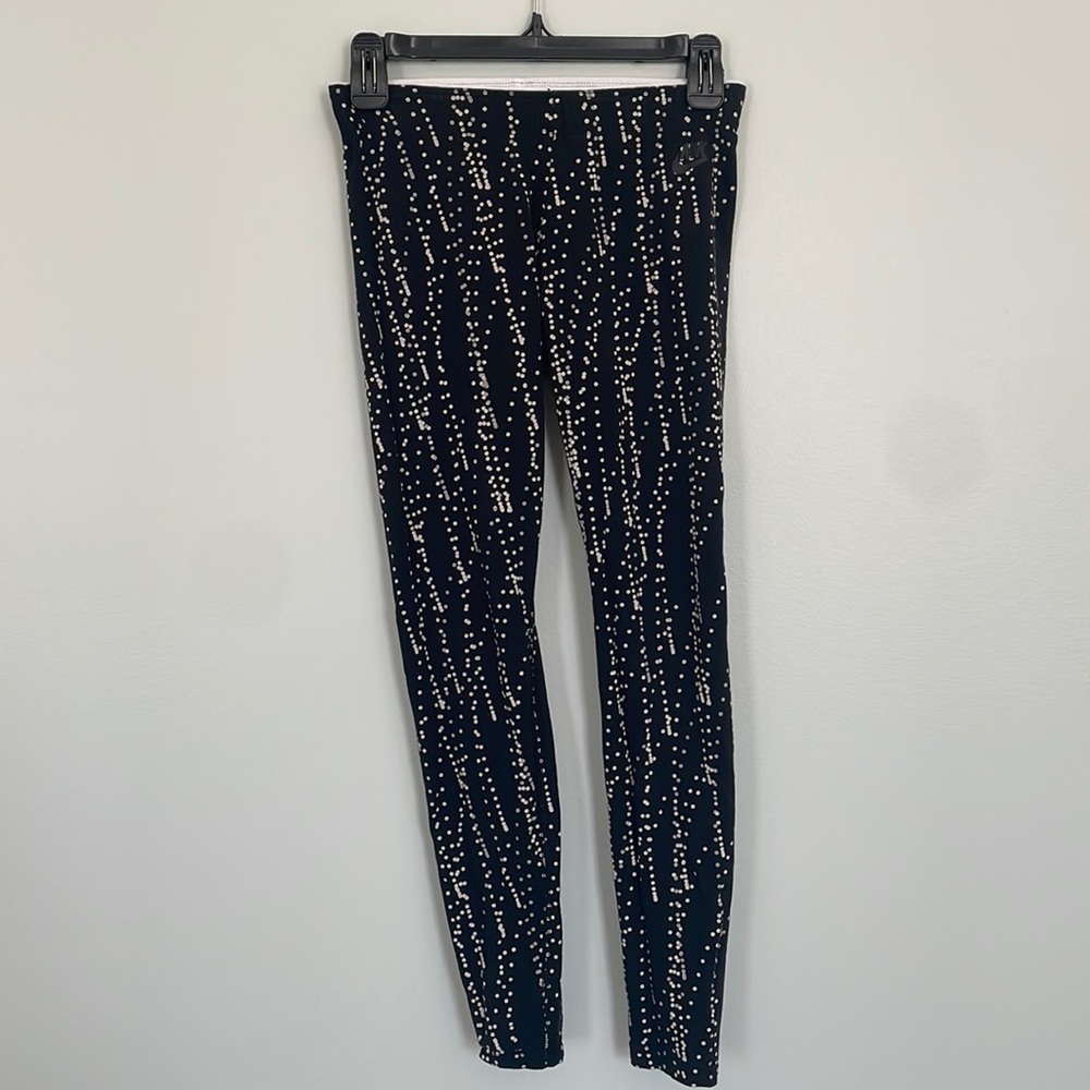 Nike women’s leggings S